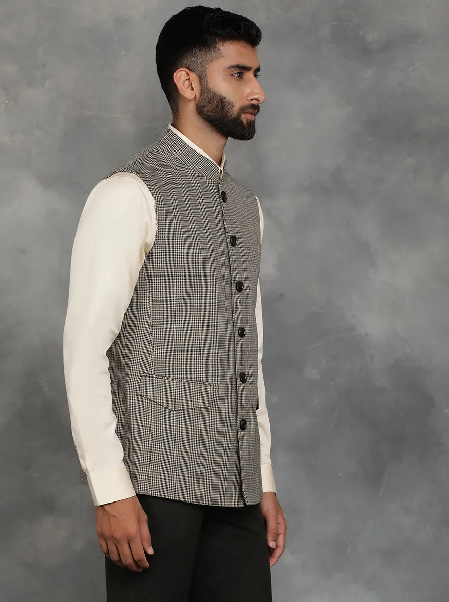 Black & Brown Checked Regular Fit Modi Jacket | JadeBlue